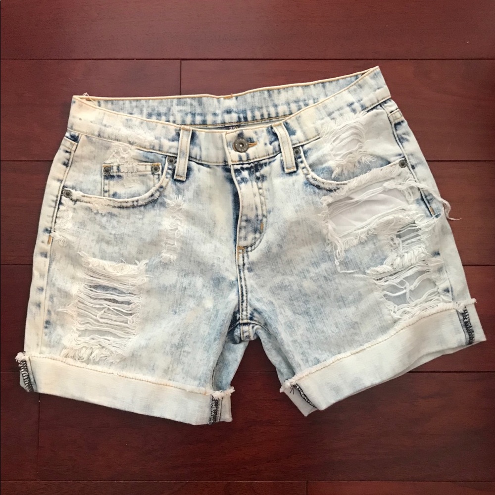LF Short